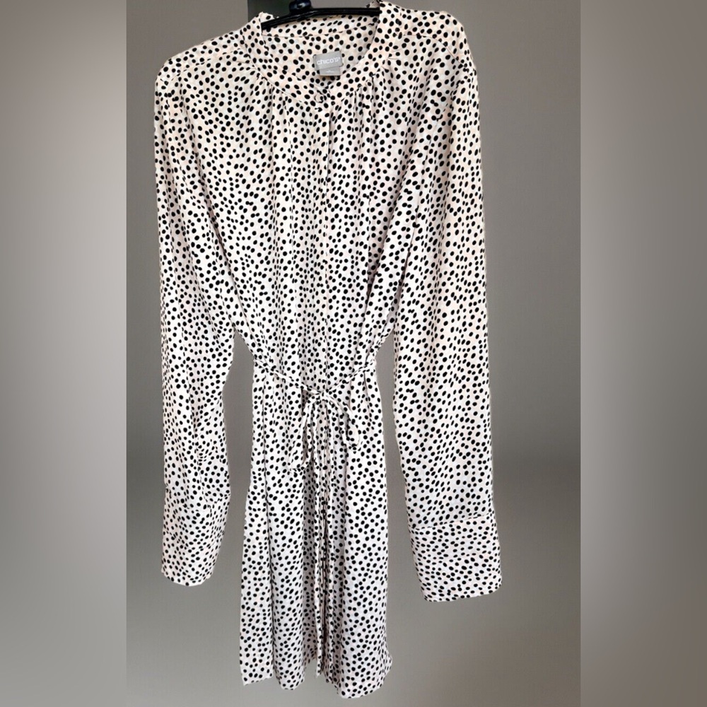 Chicos Long Sleeve Button Up Tie Waist White/Pink/Black Tri-Dot Tunic Large NWT